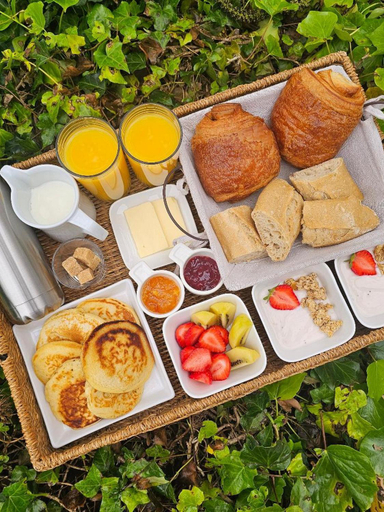 Food & Drinks 5, Chambre d'hote BALI avec piscine chauffee, Vendée