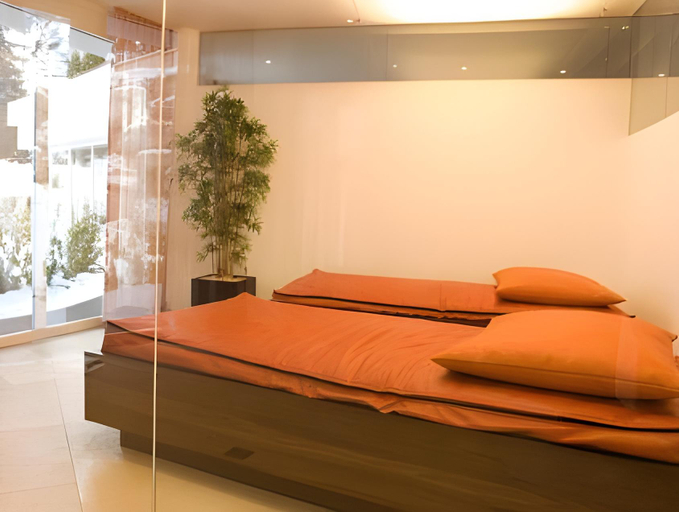 Bedroom 3, Hotel Alpen Residence, Reutte