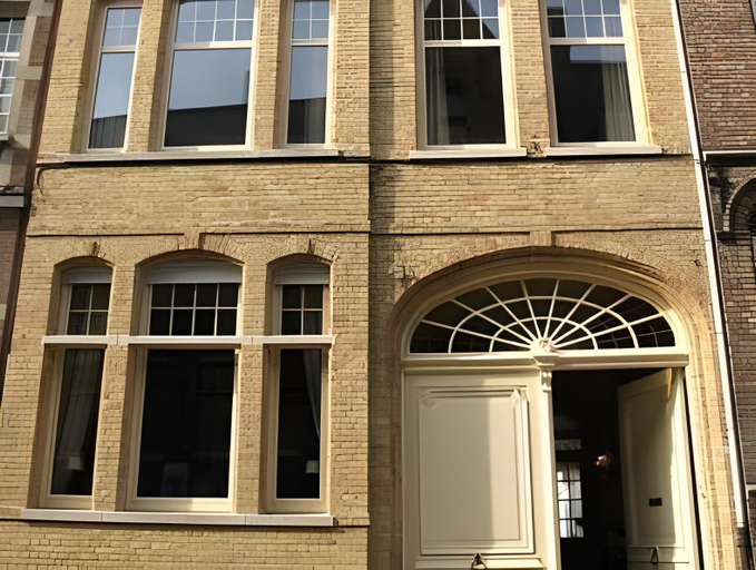 Others 2, La Porte Cochere, West-Vlaanderen