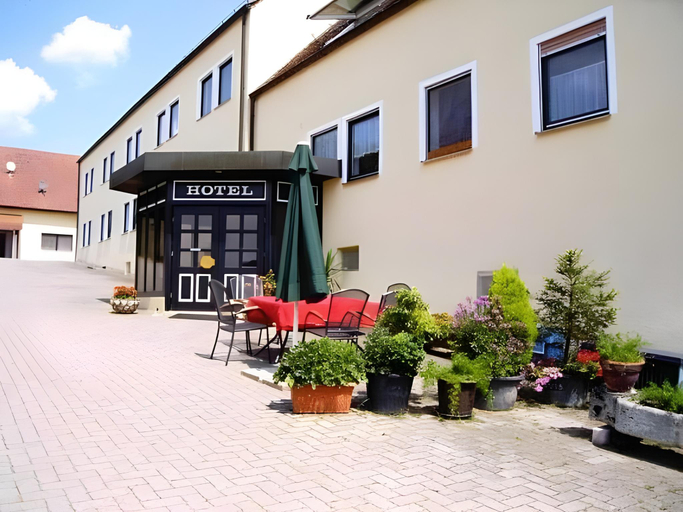 Others 3, Hotel & Reitsportzentrum Kreuth, Roth