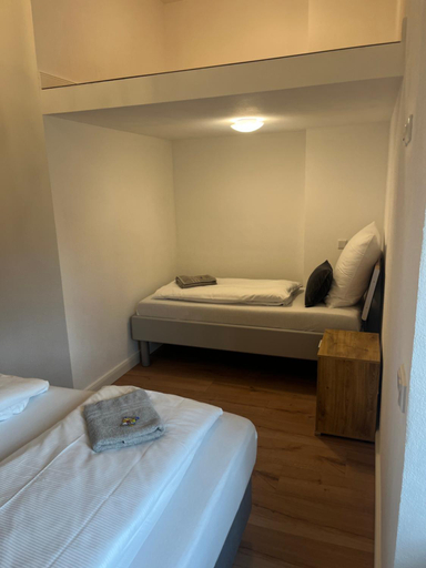 Bedroom 21