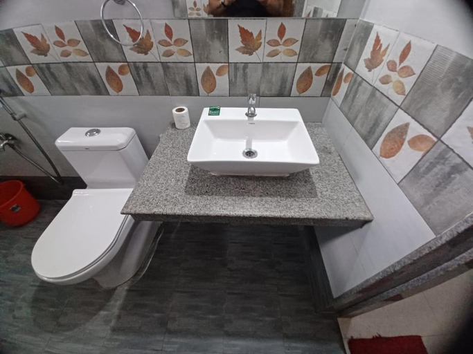 Bathroom 3, VENTO SERENO, North Goa
