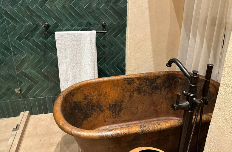Bathroom 4, Hotel Ibarra 14, Pátzcuaro