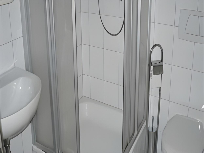 Bathroom, Alt Weeze, Kleve