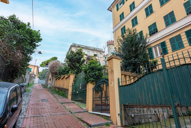 JOIVY Family friendly Apt for 6, near Royal Palace Museum, Genova