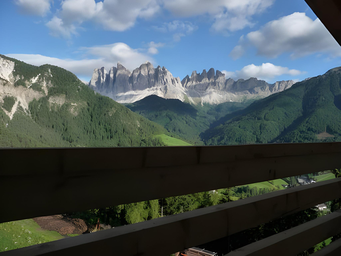 Others 4, Putzerhof, Bolzano