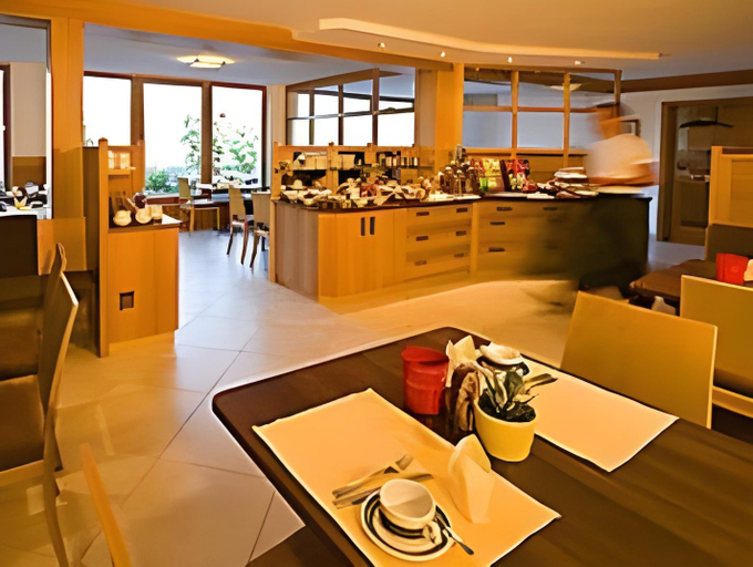Food & Drinks 3, Hotel-Garni Ehrenfels, Bolzano
