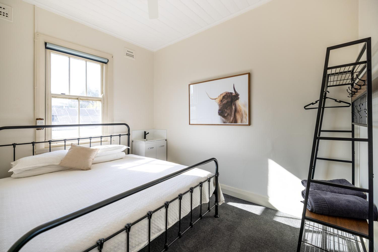 The Middle, Tumut