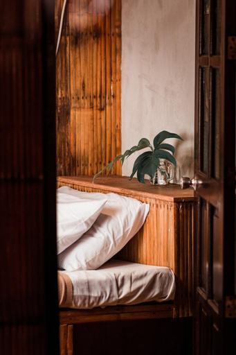 Others 3, Casitas Stay and Surf, Baler