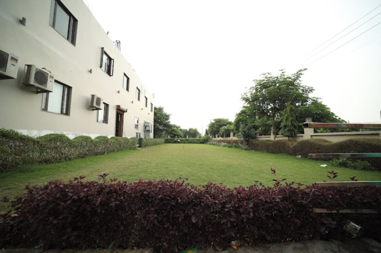 Others 4, Hotel Shree Ji Inn, Mathura