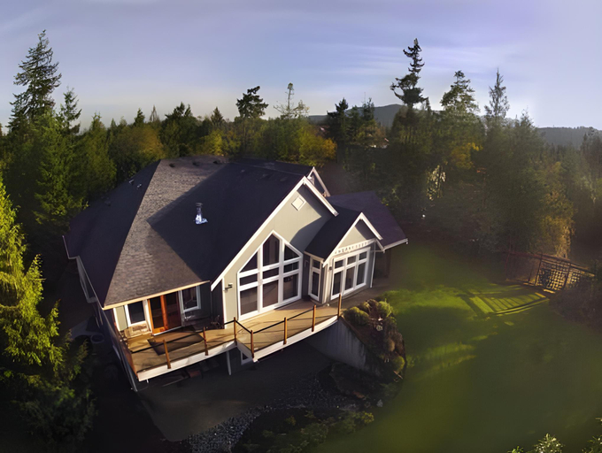 Others 2, Shawnigan Suite B & B, Cowichan Valley