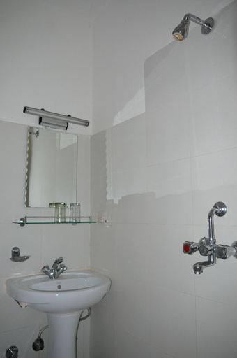 Bathroom 3, Peace Dragon Lodge, Gandaki