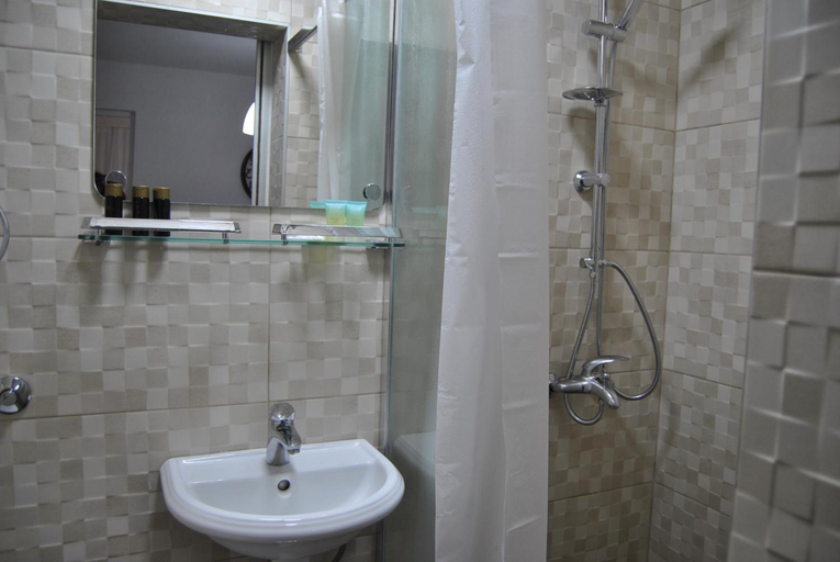 Bedroom 2, Apartments FAMILY & FRIENDS -free parking, Sarajevo
