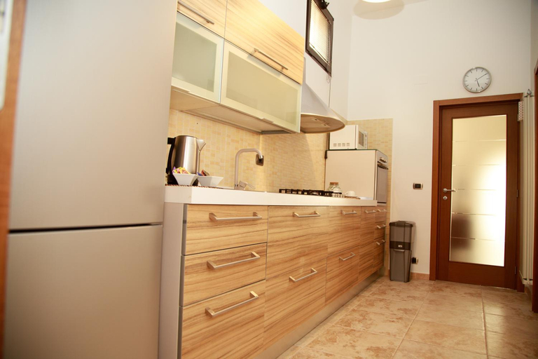 Others 5, Residenza Le Chianche, Brindisi