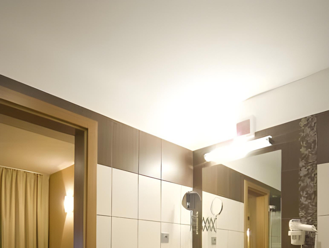 Bathroom 3, Hotel Deluxe with free Wellness and Fitness Centrum, Nitra