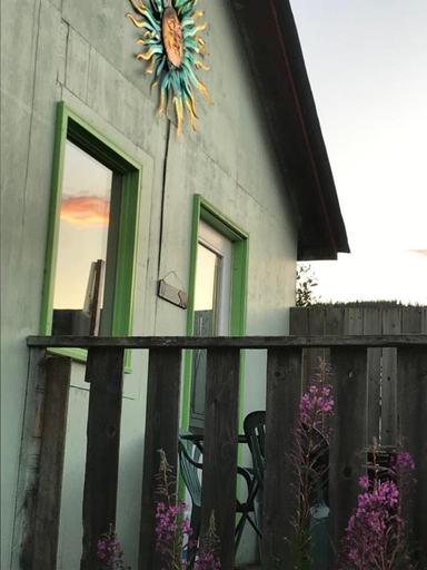 Others 5, Meadow Suites in Wells, Cariboo