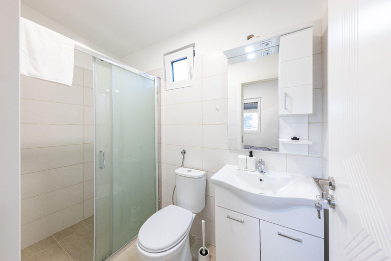 Bathroom 2, Mobile homes Magoro, Obrovac