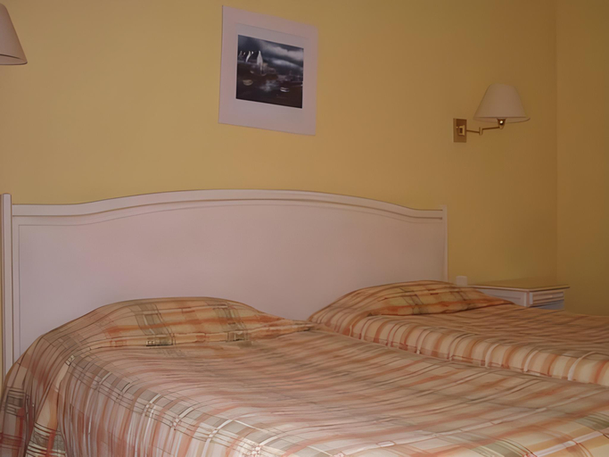 Bedroom, La Cote Bleue, Hérault