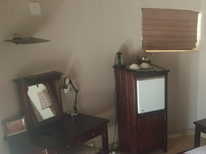 Others 2, La Rochelle Lodge Namibia Tsumeb, Guinas