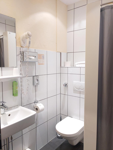 Bathroom, Hotel Auf der Buhn, Karlsruhe