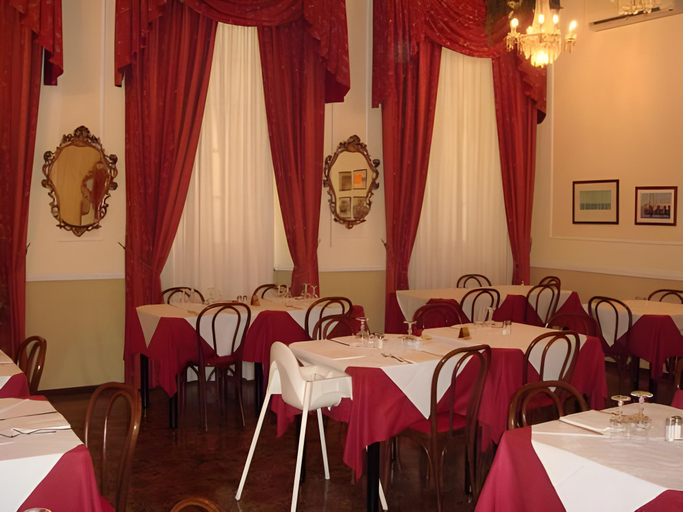 Food & Drinks 5, Hotel Medusa, Savona