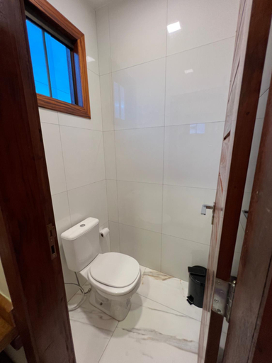 Bathroom 7