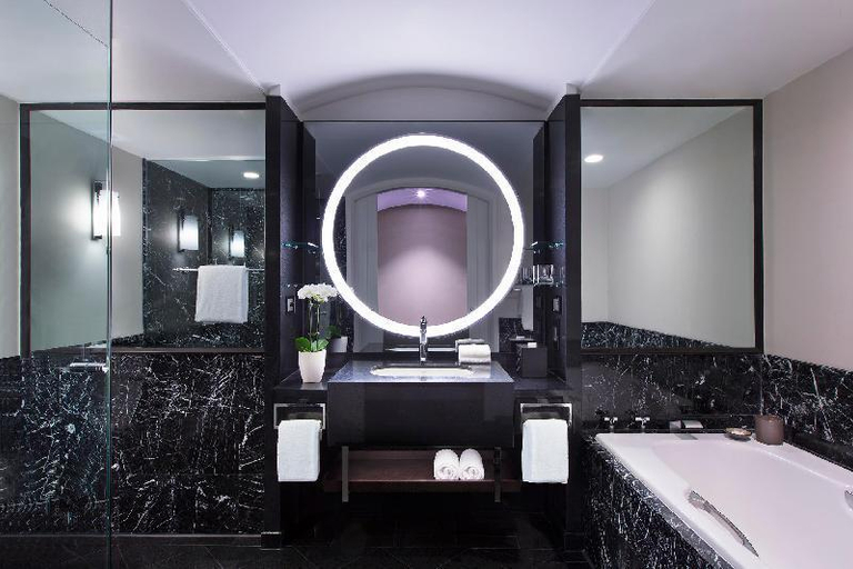 Bathroom 24