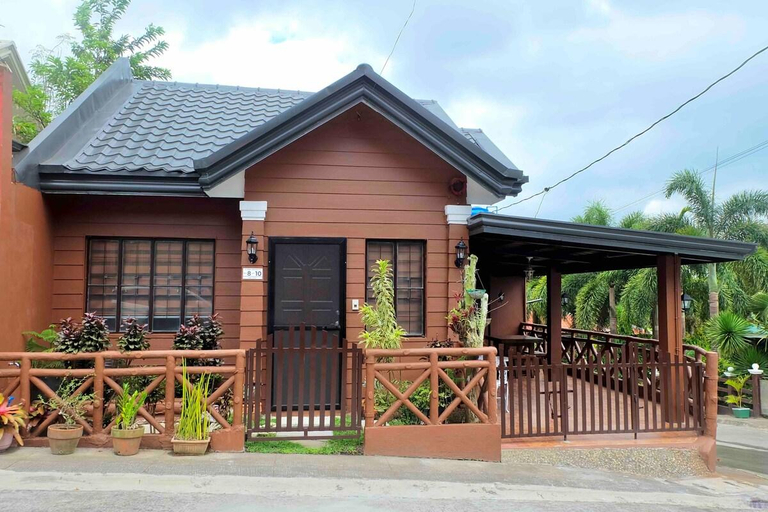 3, Cabin Hideaway, Alfonso Tagaytay, Alfonso