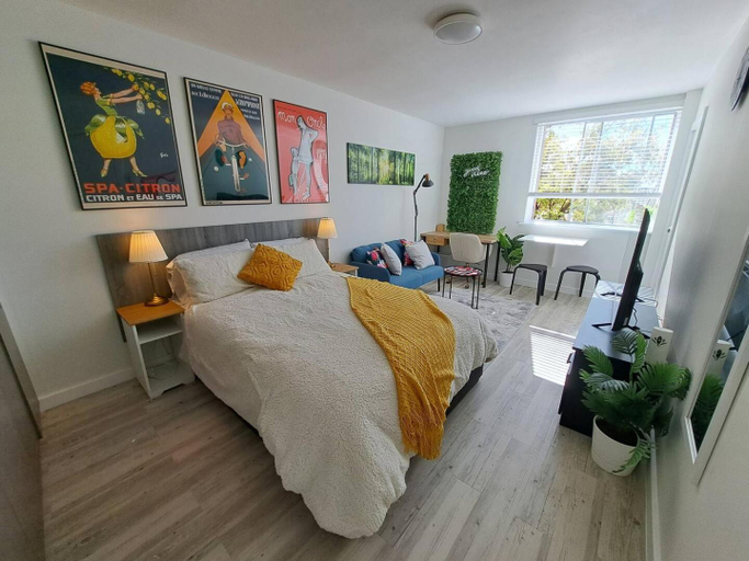 Bedroom 2, Studio Apartment in East Perth, Perth
