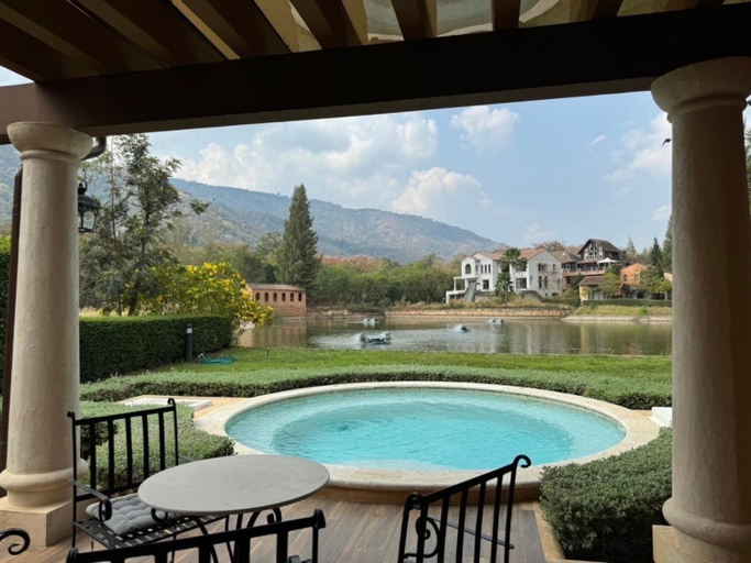 Sport & Beauty 2, Toscana No# 5 AcQua Pool Villa Khao Yai, Pak Chong