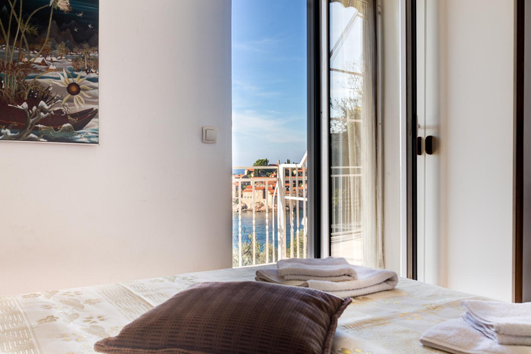Bedroom 2, Sun Rose Apartments Sveti Stefan