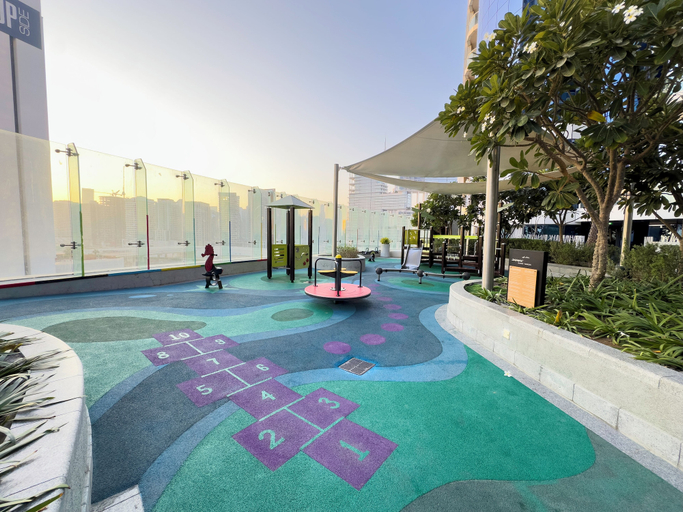 Others 4, Glamorous 2BR in Damac Paramount Tower, Dubai