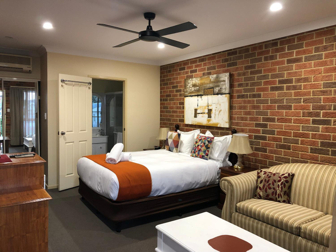 Bedroom 6