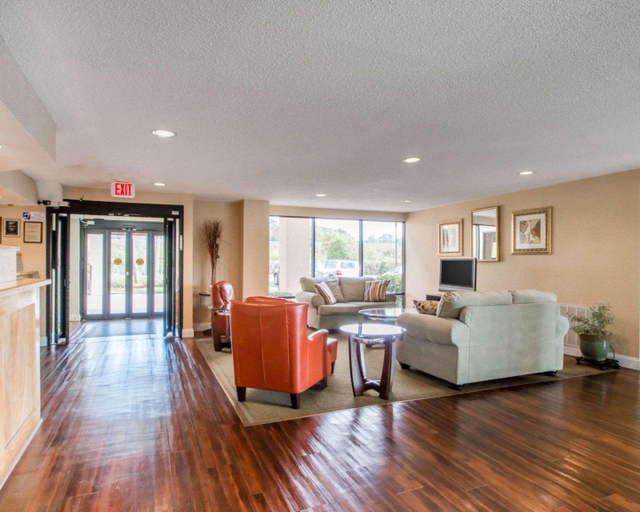 Public Area 2, Quality Inn & Suites, Jasper