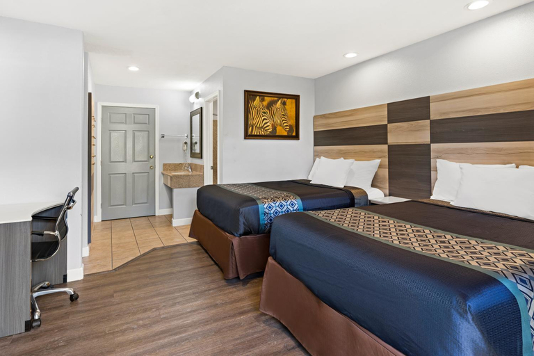 Bedroom 12