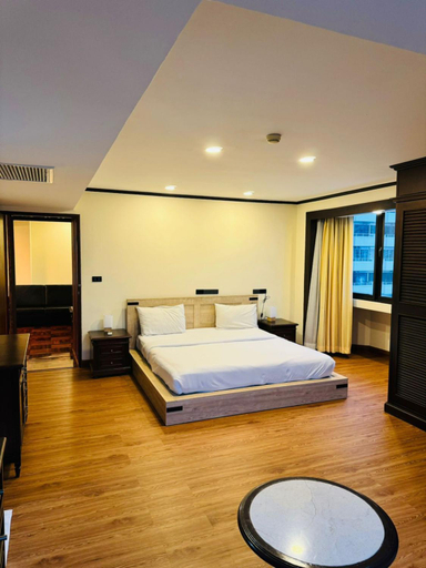 Bedroom 13