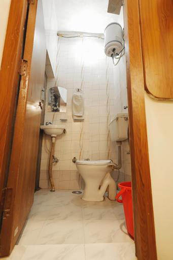 Bathroom 4