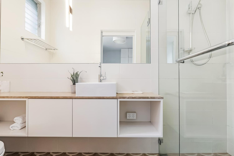 Balmain Wharf 1 bedroom Apartments, Leichhardt