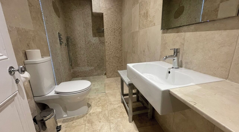 Bathroom, Second nest Chelsea, London