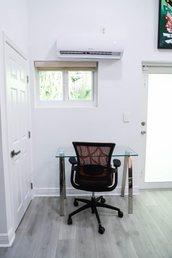 Others 4, VILLA GUILLA, Miami-Dade