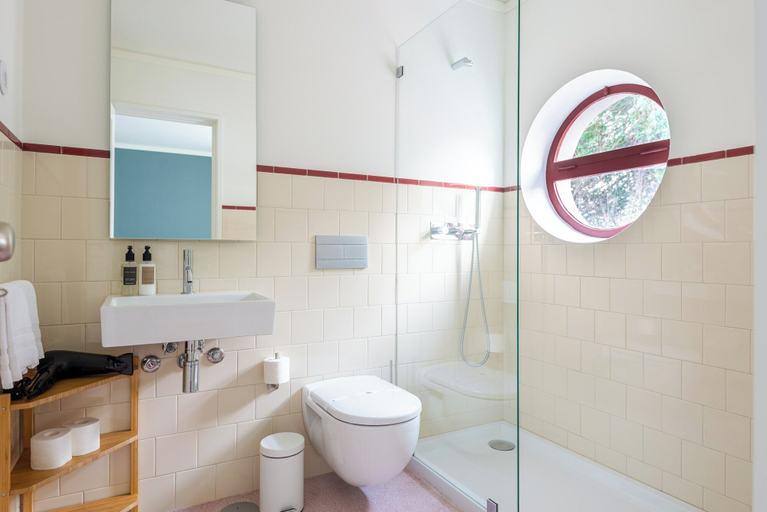 Bathroom 3, Acm022 Bombarda Homes, Spacious 3BR for Families, Porto