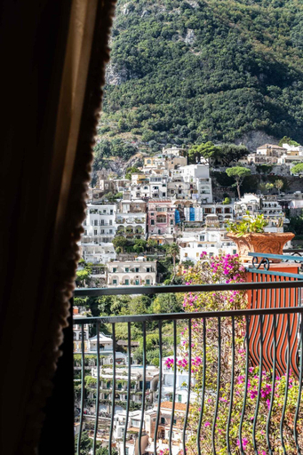 Others 4, Villa dei Fisici Positano, Salerno