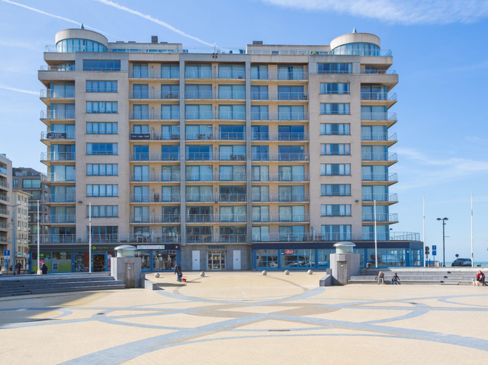 Others 5, Stylish Stay w Sea Views, West-Vlaanderen