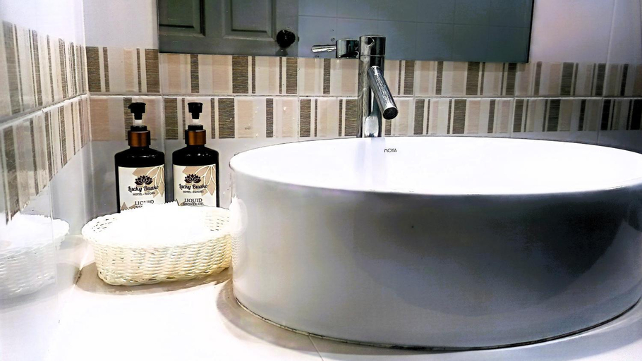 Bathroom 17