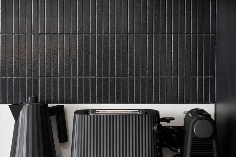 Others 4, The Lodge - 4 Luxury Central Private Studio Rooms - Free wifi, Mount Gambier