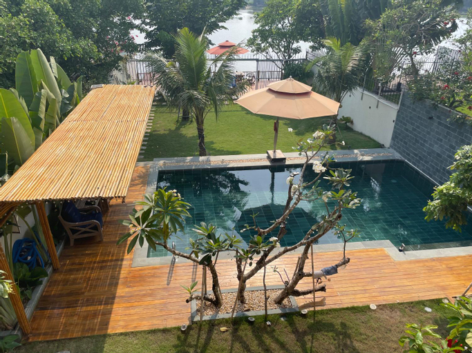 Swimming Pool 10