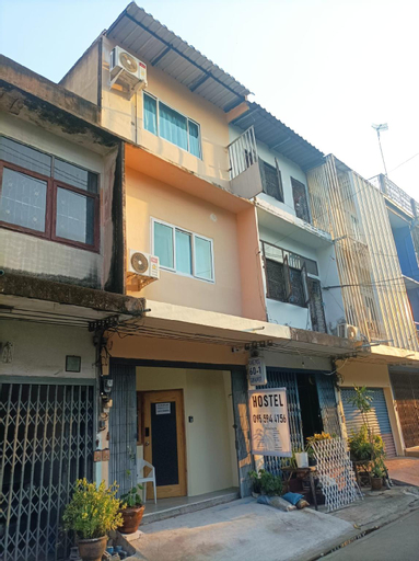 Exterior & Views 1, Rendezvous 60-1 Sukhumvit HOSTEL, Phra Khanong