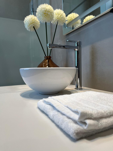 Bathroom 12