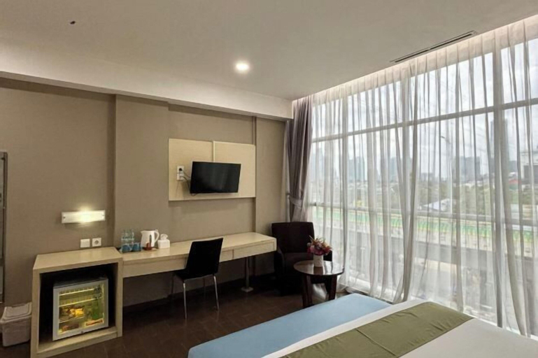 Bedroom 12