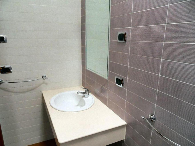 Others 5, Residence Bandiera Gialla, Barletta-Andria-Trani
